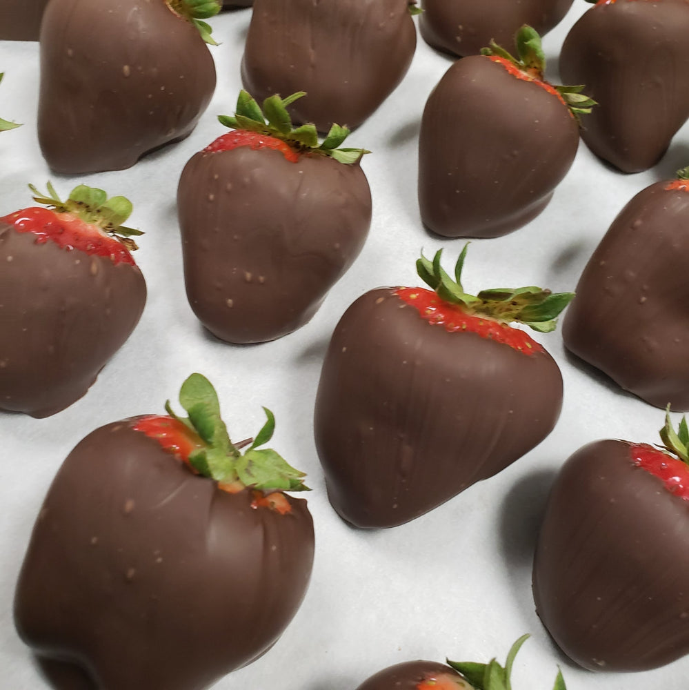 
            
                Load image into Gallery viewer, 1/2 LB Chocolate Covered Strawberries
            
        